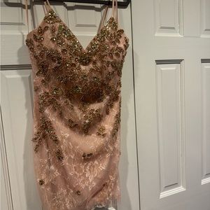 Short beaded dress, size 7/8 only worn once.